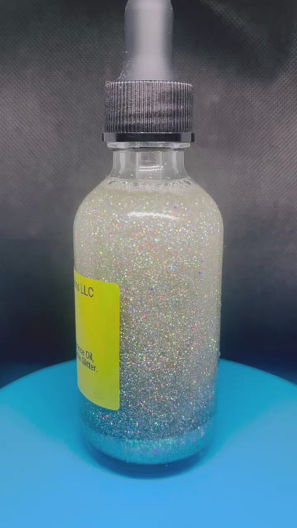 Icy Girl Glitter Body Oil (A Thousand Wishes)